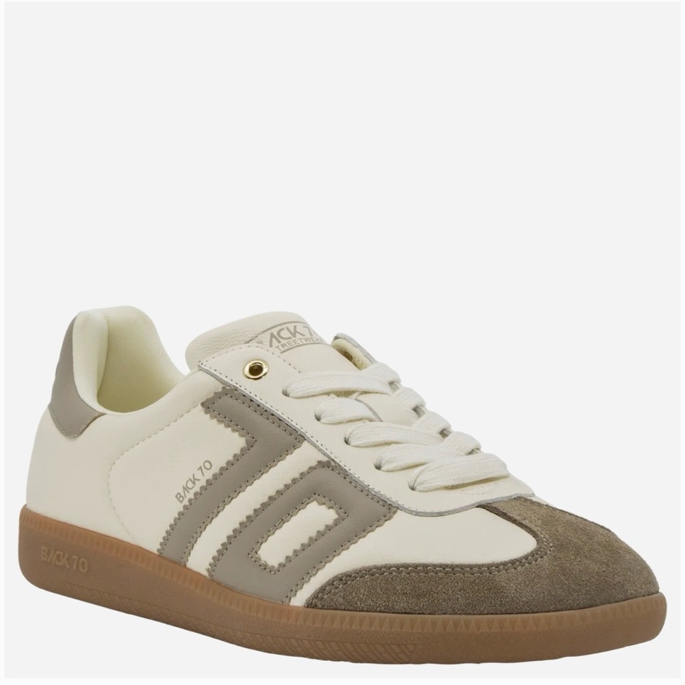 Back 70 Limited Edition NWT Women's Sneakers